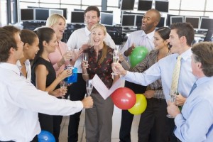 How to create an employee recognition program